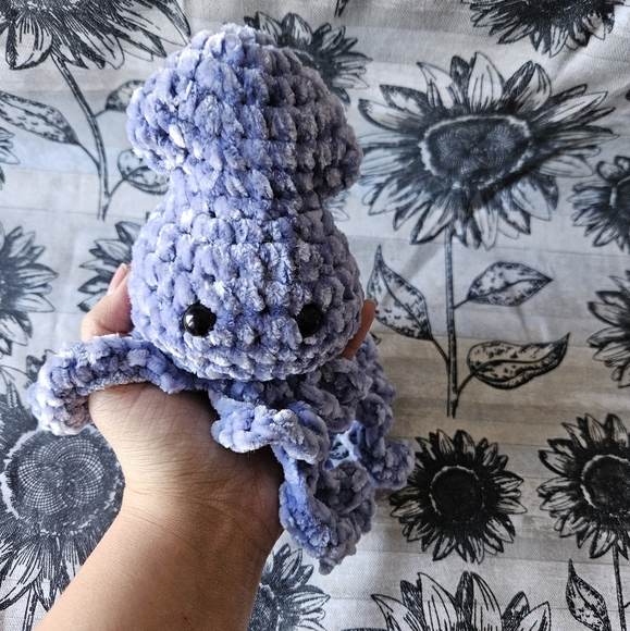 Happy valentines day! See you next week! Like my new show listing! - Picture 10 of 16